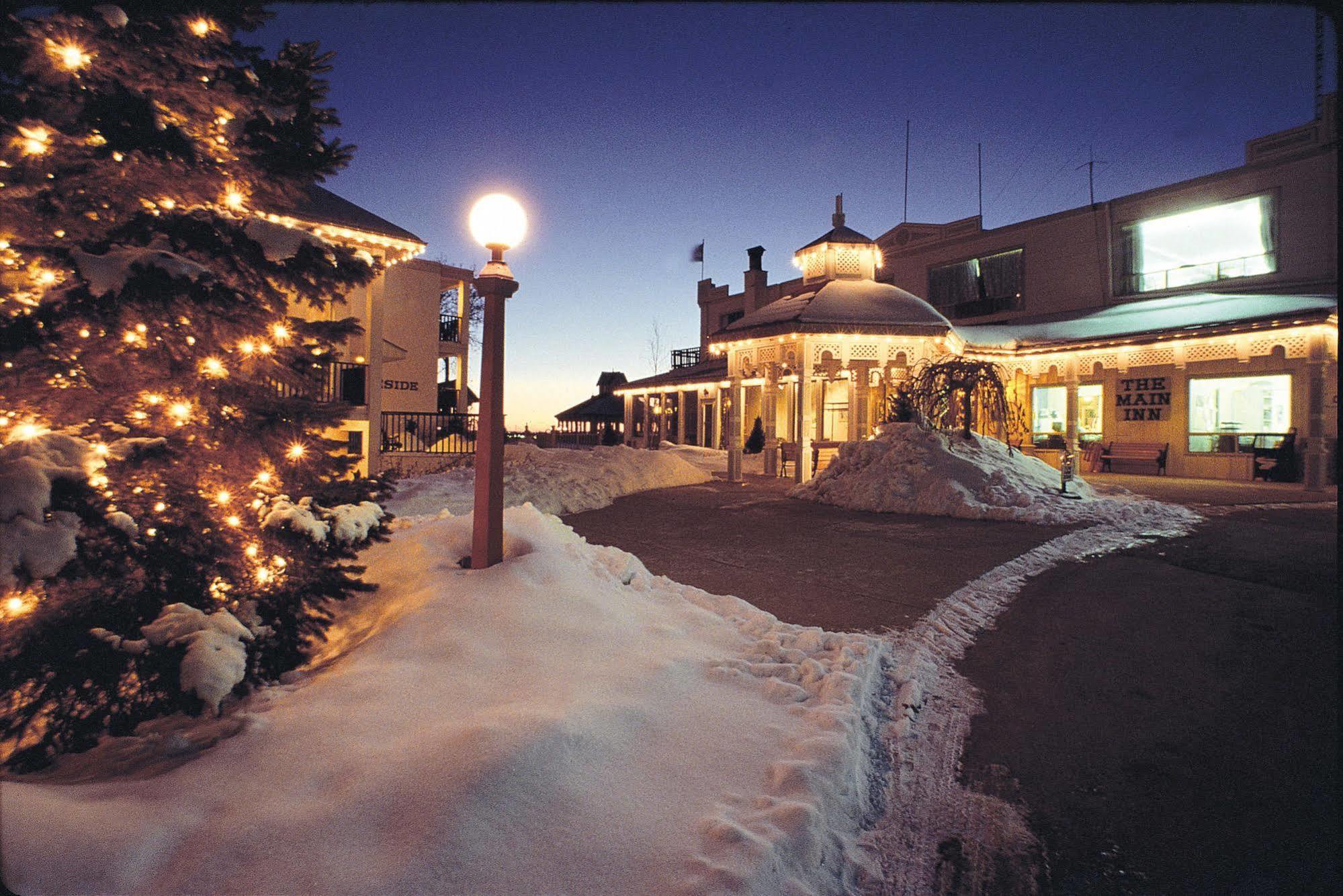 Fern Resort Orillia Exterior foto